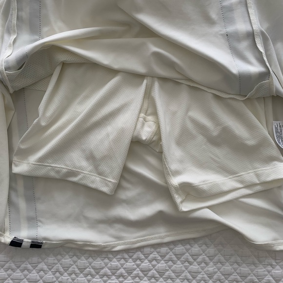 Nike 17” Golf Skort with UV Protection - Picture 4 of 5